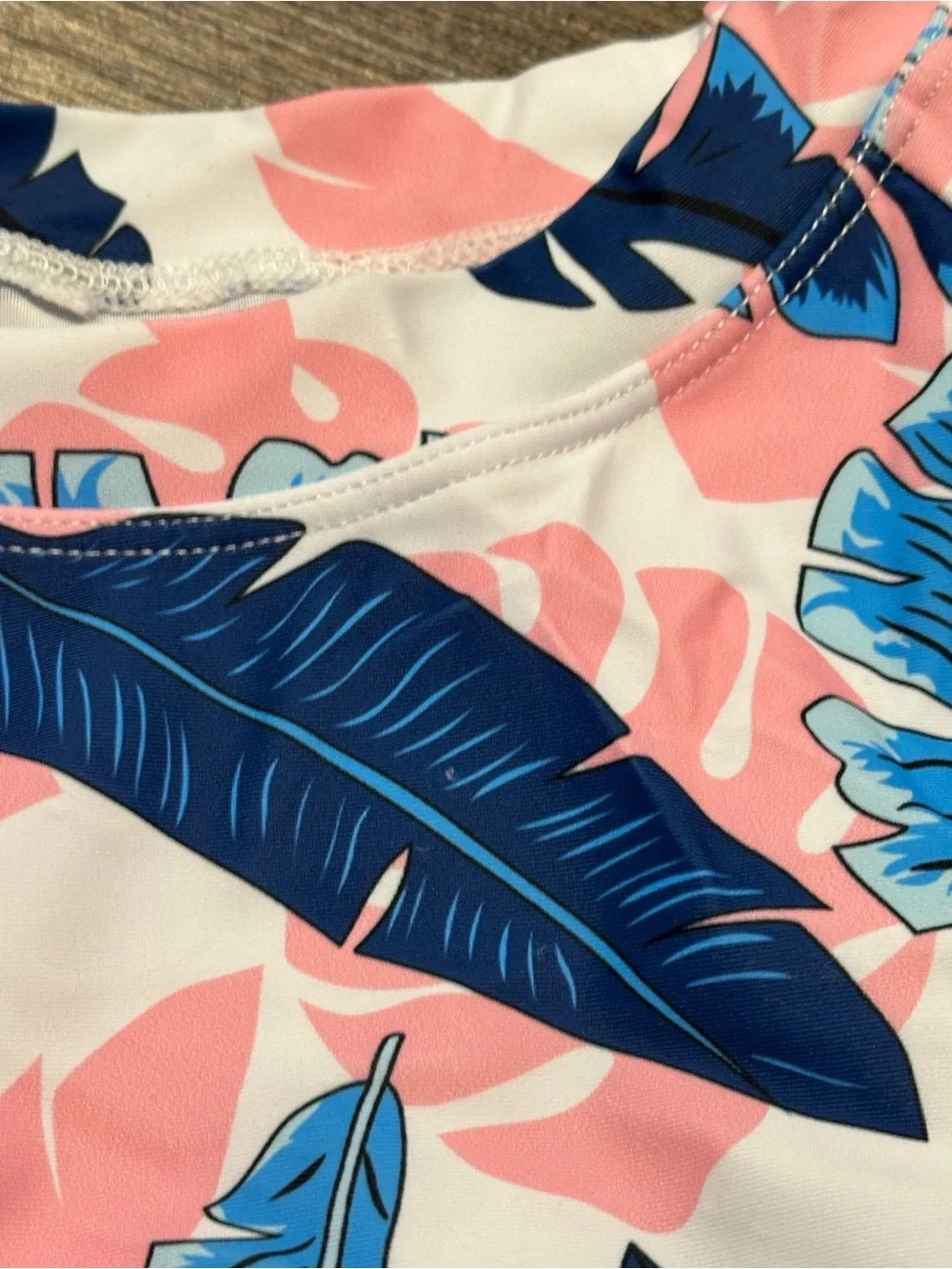 Bikini Long Sleeve Rash Guard Bikini Pink and Blue White Palm Leaf Large NWOT